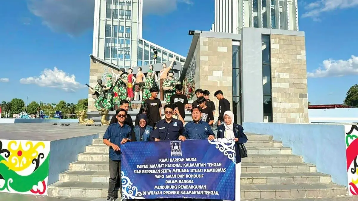 KOMITMEN : Barisan Muda Penegak Amanat Nasional (BM PAN) Provinsi Kalimantan Tengah mendeklarasikan komitmen damai sebagai bentuk dukungan terhadap terciptanya situasi Kamtibmas yang kondusif di Bumi Tambun Bungai. FOTO: IST/RADAR SAMPIT