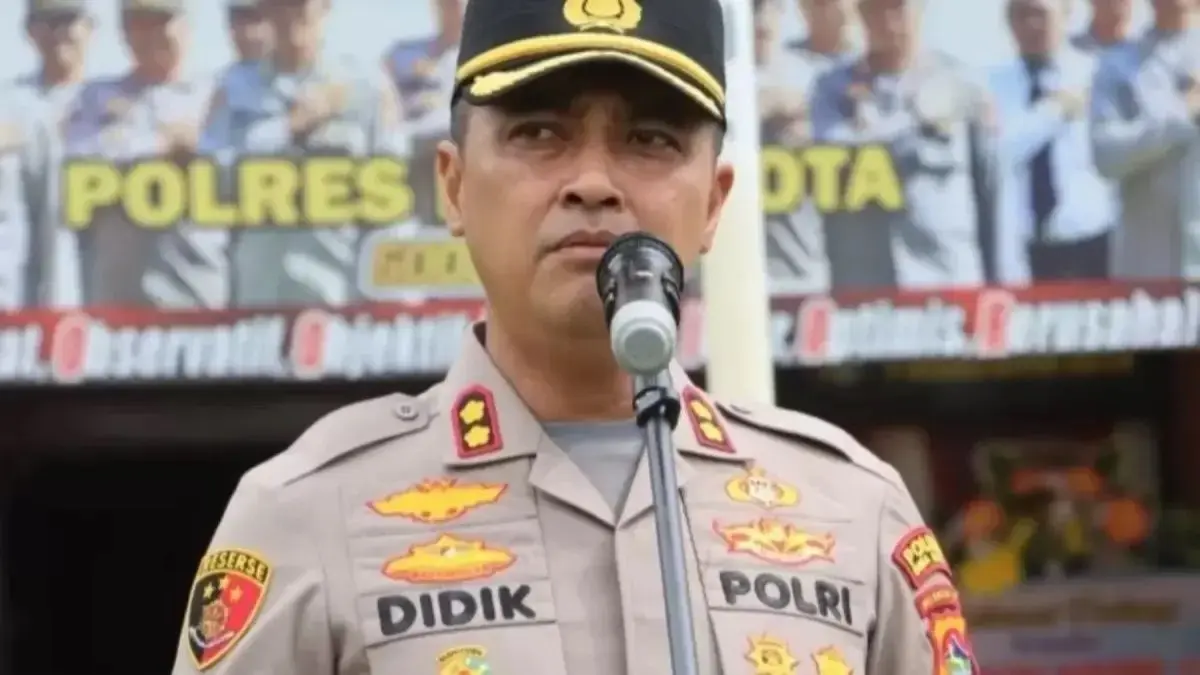 Mantan Kapolres Bima Kota AKBP Didik Putra Kuncoro. Ia Diperiksa Mabes Polri dalam kasus narkoba. (Istimewa/Lombok Post)