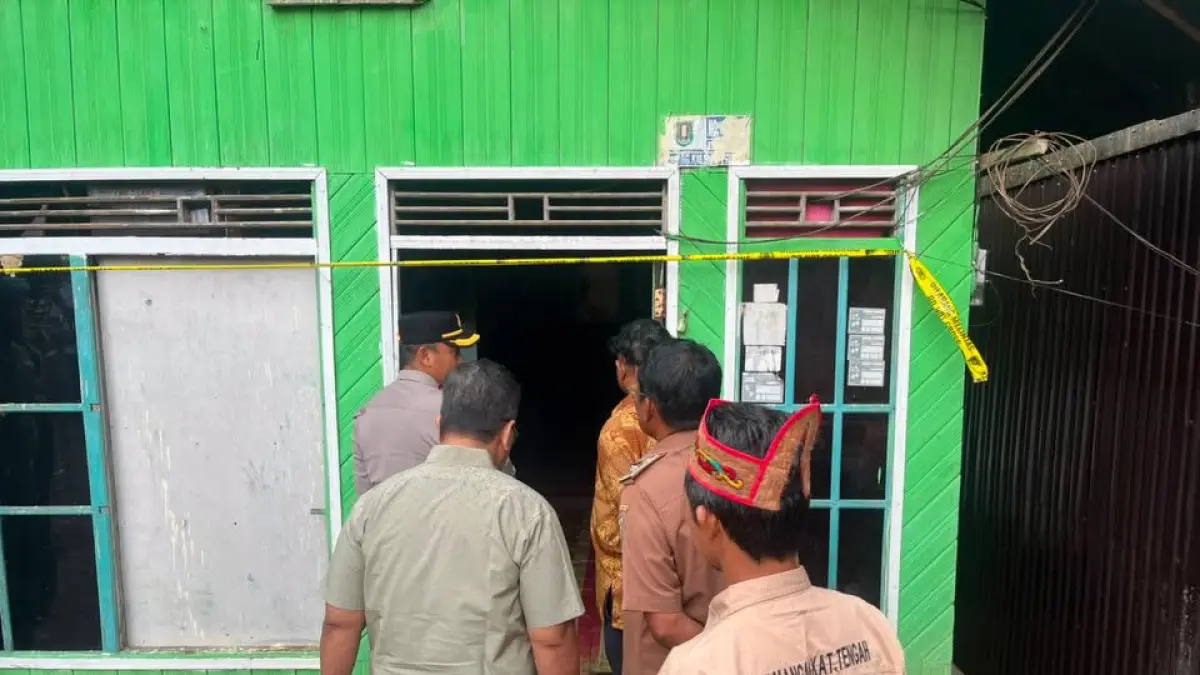 Rombongan tim gabungan, termasuk dari Kompolnas saat mendatangi TKP di Desa Tumbang Kalemei, Katingan, Senin (6/7). (istimewa)