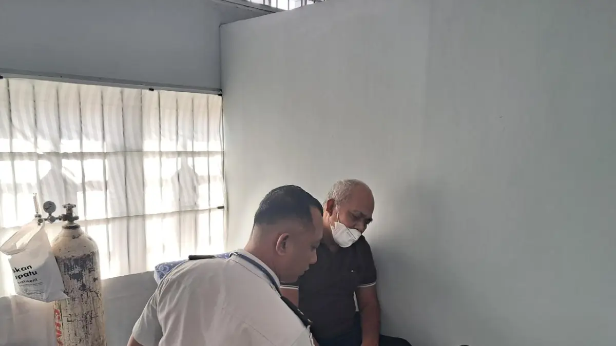 Anang alias Anang Janggai saat menjelani pemeriksaan sebelum menjalani hukuman di Lembaga Pemasyarakatan (Lapas) Kelas IIB Sampit. (Istimewa/Radar Sampit)