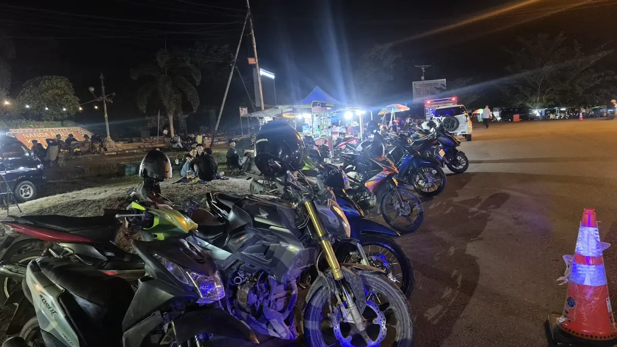 Areal Parkir di sekitar Bundaran Rusa, Nanga Bulik, Lamandau. (istimewa)