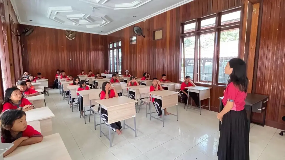 TERTIB: Suasana belajar di Sekolah Rakyat Kabupaten Gumas,  di Kota Kuala Kurun, belum lama ini.(istimewa/dinsos gumas)
