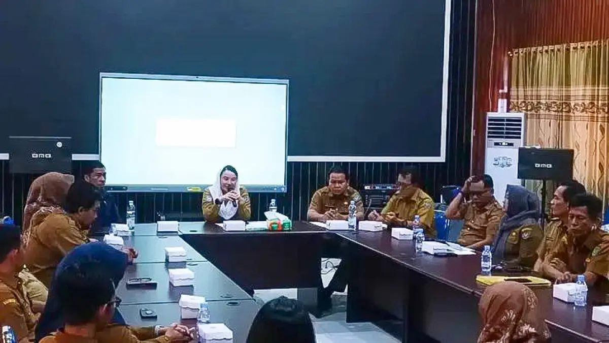 Dinas Pendidikan Kabupaten Seruyan memperkuat pencegahan perundungan di lingkungan sekolah melalui program pendampingan yang menyasar seluruh SMP, Selasa (14/7).&nbsp; (RIFANI/RADAR SAMPIT)&nbsp;