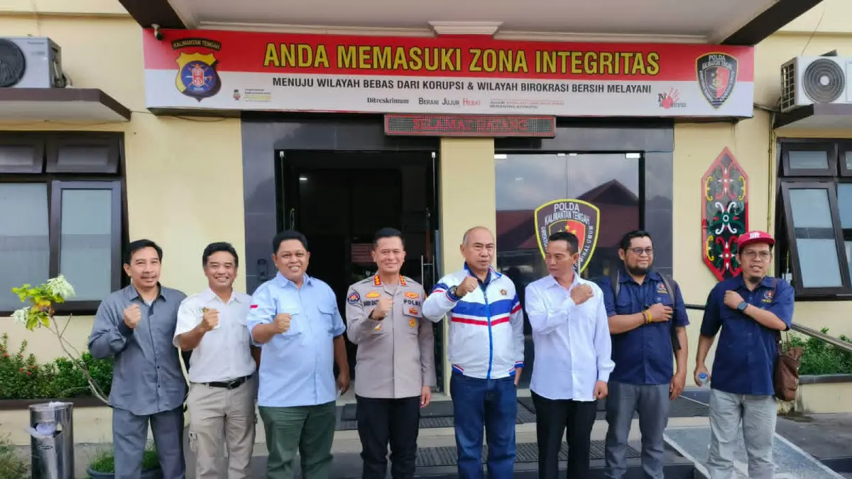 Jajaran pengurus PWI Kalteng usai membuat pengaduan ke Polda Kalteng, mengenai pernyataan Hotman Paris soal wartawan.(istimewa)