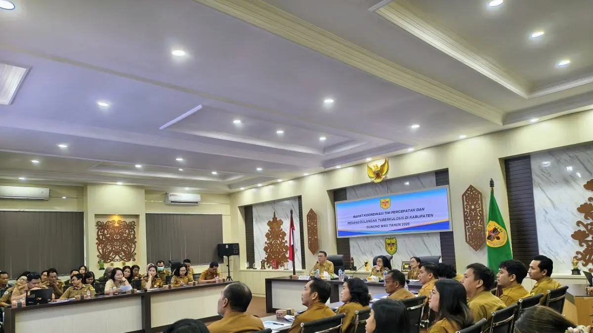 Suasana pelaksanaan rakor tim percepatan penanggulangan tuberkulosis, di ruang rapat lantai I kantor bupati setempat, Selasa (21/7). (DISKOMINFO SANTIK GUMAS)

