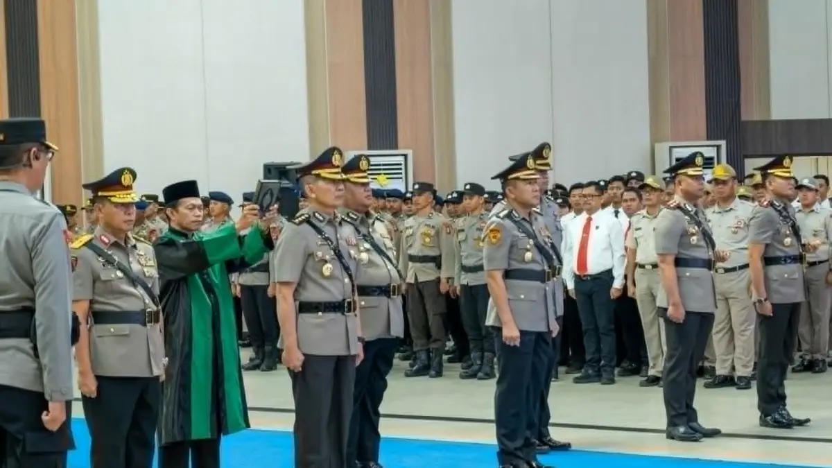 Upacara sertijab dua pejabat utama dan dua kapolres di Gedung Graha Bhayangkara Mapolda Kalteng, Rabu (29/7).(istimewa)