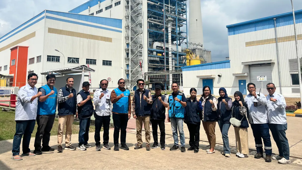 Peninjauan langsung ke PLTU Tumbang Kajuei milik PT SKS Listrik Kalimantan (PLTU SLK) di Desa Tumbang Kajuei, Kabupaten Gunung Mas, menjadi upaya untuk memastikan masyarakat memperoleh informasi yang utuh mengenai proses pemulihan sistem kelistrikan.