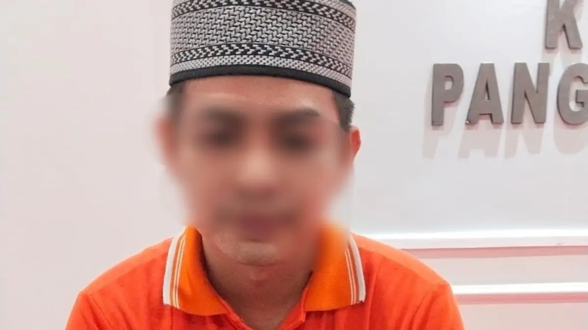 NARKOBA: Terdakwa Khairani Ramadhan mengikuti persidangan virtual di Pengadilan Negeri Nanga Bulik, baru-baru tadi. FOTO: IST/RADAR SAMPIT