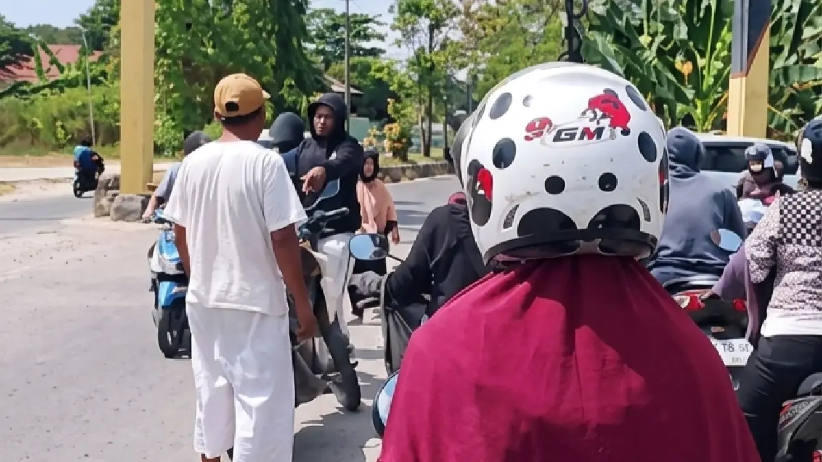 Pengantre BBM bersubsidi di SPBU Sungai Tendang, Kecamatan Kumai, Kabupaten Kotawaringin Barat nyaris baku hantam, Sabtu 1 Agustus 2026. (Warga/Radar Sampit)