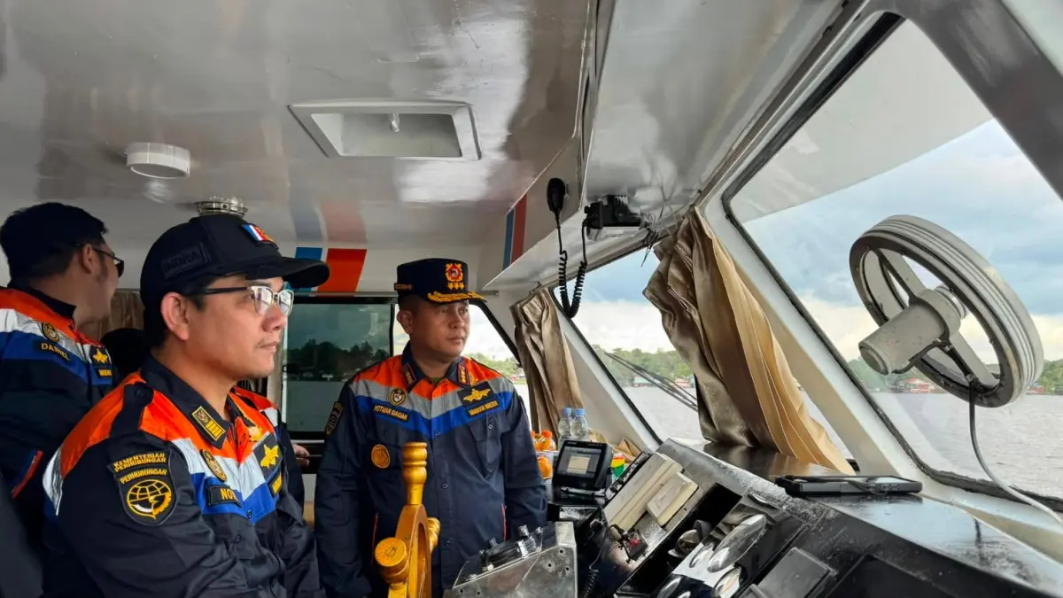 Kantor Kesyahbandaran dan Otoritas Pelabuhan (KSOP) Kelas III Sampit menerbitkan Maklumat Pelayaran sebagai bentuk kewaspadaan terhadap gangguan jarak pandang akibat kabut asap yang melanda sejumlah perairan di wilayah kerjanya