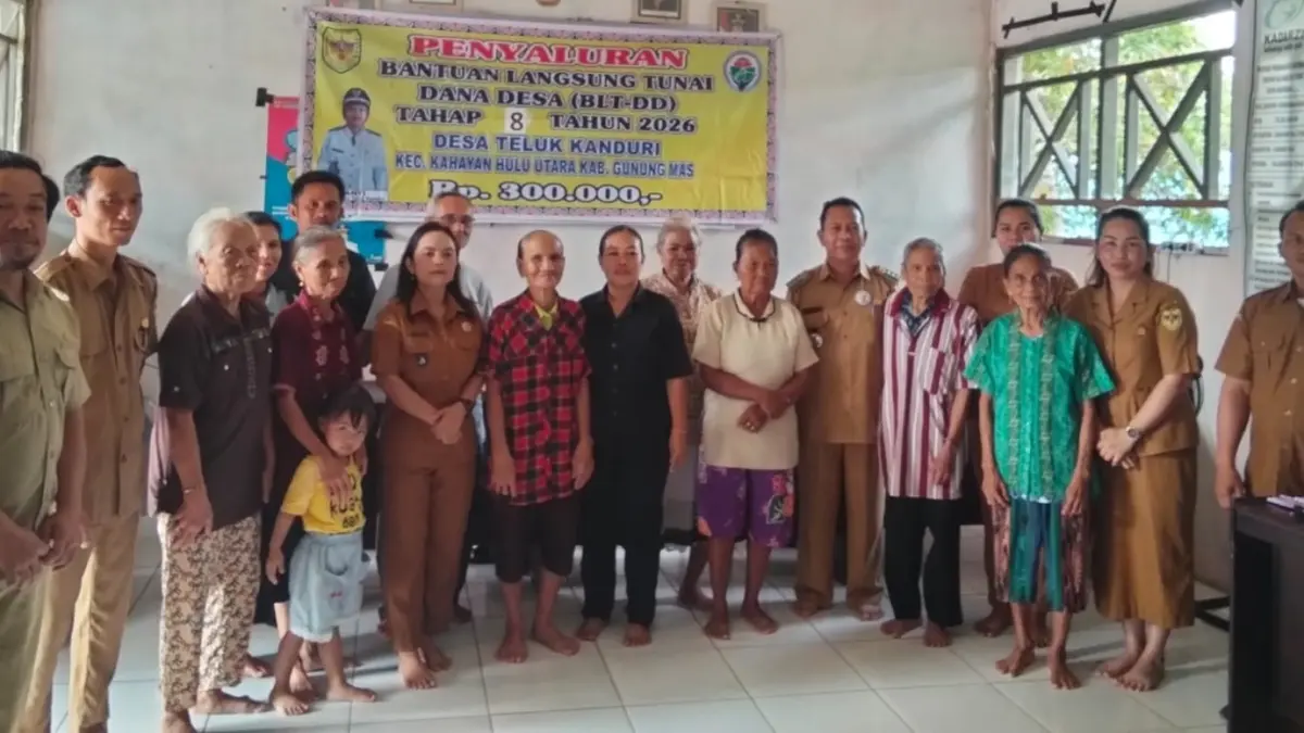 Para KK penerima manfaat penyaluran BLT-DD tahap VII dan VIII untuk periode Juli-Agustus tahun 2026, Senin (3/8) lalu.