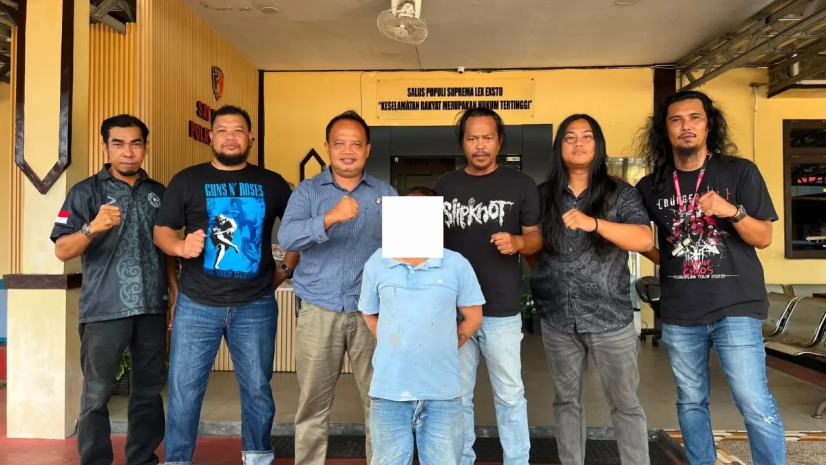 Satreskrim Polres Seruyan meringkus pembacok pedagang di Pasar Saik, Kuala Pembuang. (RIFANI/RADAR SAMPIT) 
