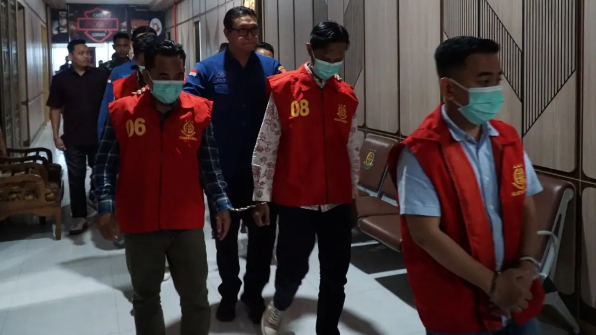 Penetapan tersangka dugaan kasus tipikor di KPU Kotim, oleh Kejati Kalteng, Kamis (6/8). (istimewa)