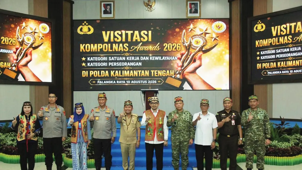 APRESIASI: Gubernur Kalteng Agustiar Sabran bersama tim visitasi Komisi Kepolisian Nasional (Kompolnas) Republik Indonesia pada kegiatan penilaian Kompolnas Awards 2026. FOTO: MMC KALTENG/RADAR SAMPIT