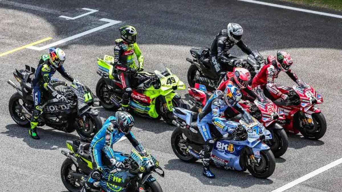 Para pembalap MotoGP, saat akan memulai start kelas utama di salah satu seri musim 2026.(net)