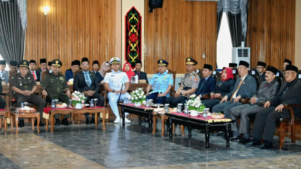DPRD Kotawaringin Barat&nbsp; menggelar Rapat Paripurna Ke-9 Masa Persidangan III Tahun Sidang 2026, Jumat (14/8). (SYAMSUDIN/RADAR SAMPIT)