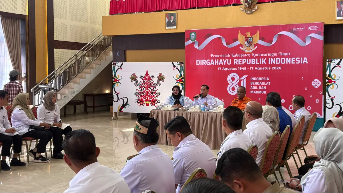 Rapat Koordinasi Darurat Penanganan Karhutla di Aula Rujab Bupati Kotim, Rabu (19/8).  (Akbar/Radar Sampit)