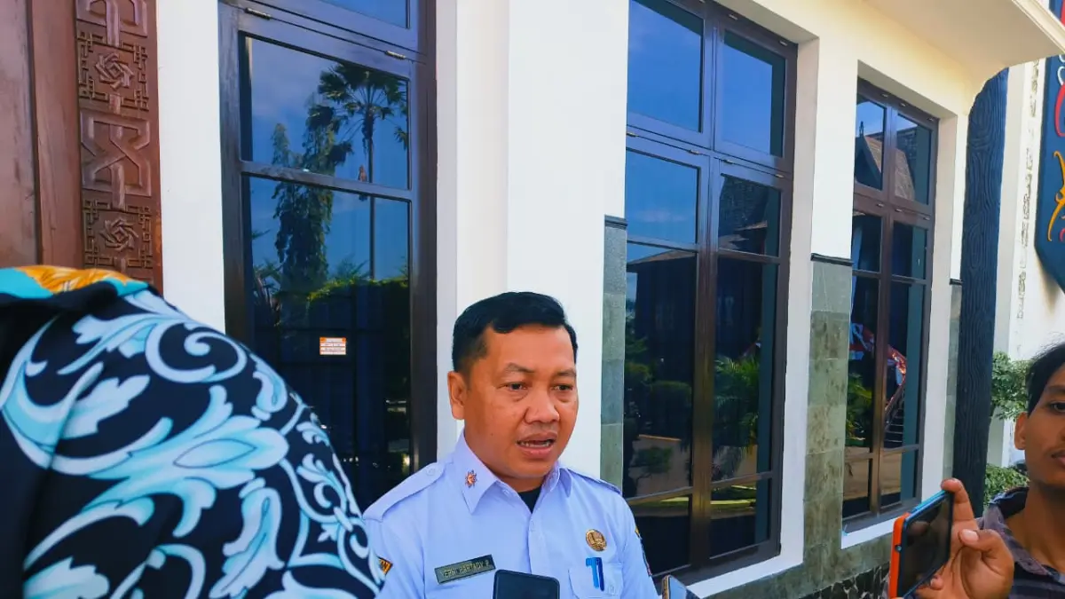 Kepala DPKP Kotim, Yephi Hartady Periyanto, mengatakan bahwa pihaknya tengah menyiapkan proses penghapusan aset terhadap satu unit ekskavator yang terbakar di Kecamatan MHU.  (Akbar/Radar Sampit)