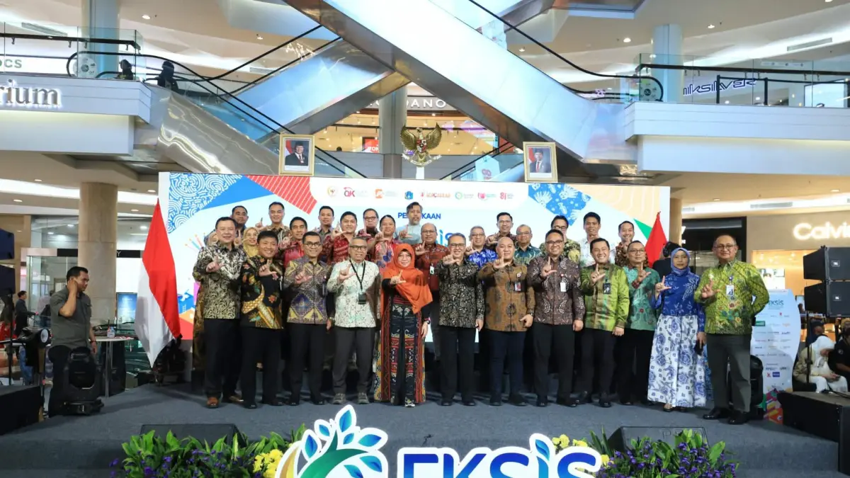 Otoritas Jasa Keuangan (OJK) mencatat penyaluran pembiayaan industri Pinjaman Daring (Pindar/fintech lending) kepada sektor Usaha Mikro Kecil Menengah (UMKM) terus meningkat dan hingga Juni 2026 tumbuh 23,25 persen yoy menjadi sebesar Rp35,12 triliun.&nbsp;

&nbsp;