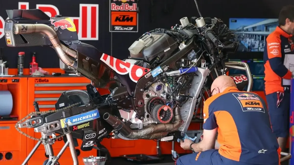 Ilustrasi tim MotoGP KTM (tmcblog.com)