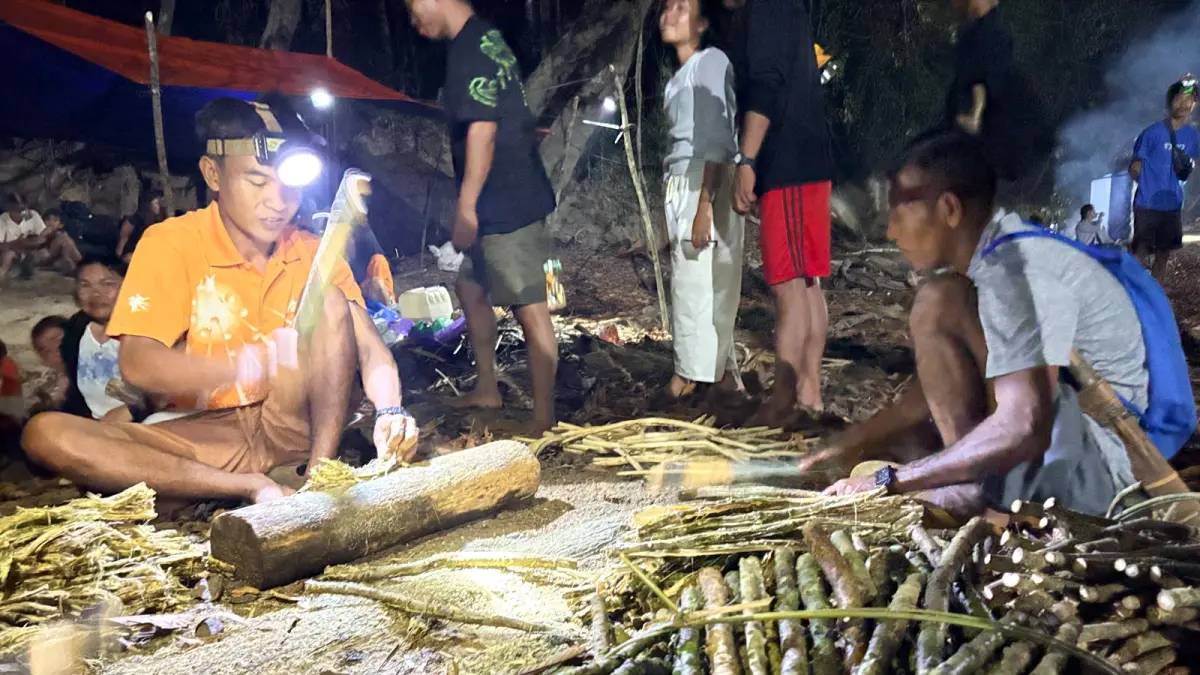 Kegiatan Menuba Adat di Hulu Sungai Arut, Desa Riam, Kecamatan Arut Utara, Kabupaten Kotawaringin Barat, Senin 24 Agustus 2026. (prokom kobar)