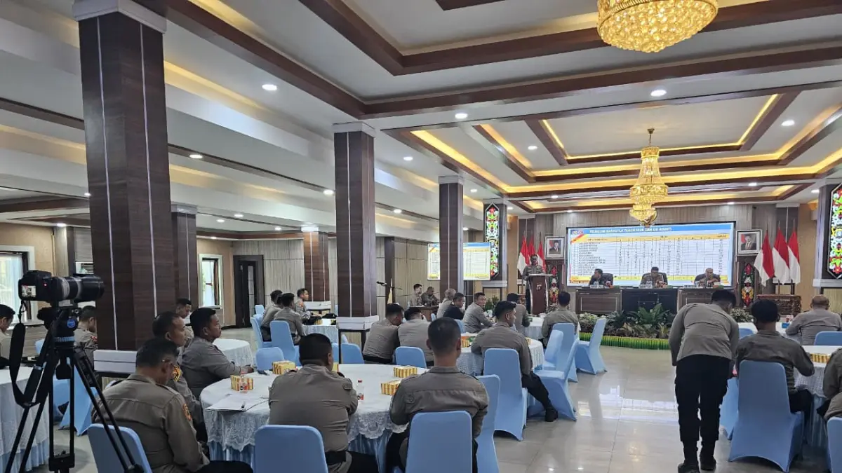 Sebanyak 48 personel Bantuan Kendali Operasi (BKO) dari Lemdiklat Polri mengikuti rangkaian kegiatan penerimaan dan Serah Terima Perintah (Serpas) di wilayah hukum Polda Kalimantan Tengah, Jumat (28/8/2026).