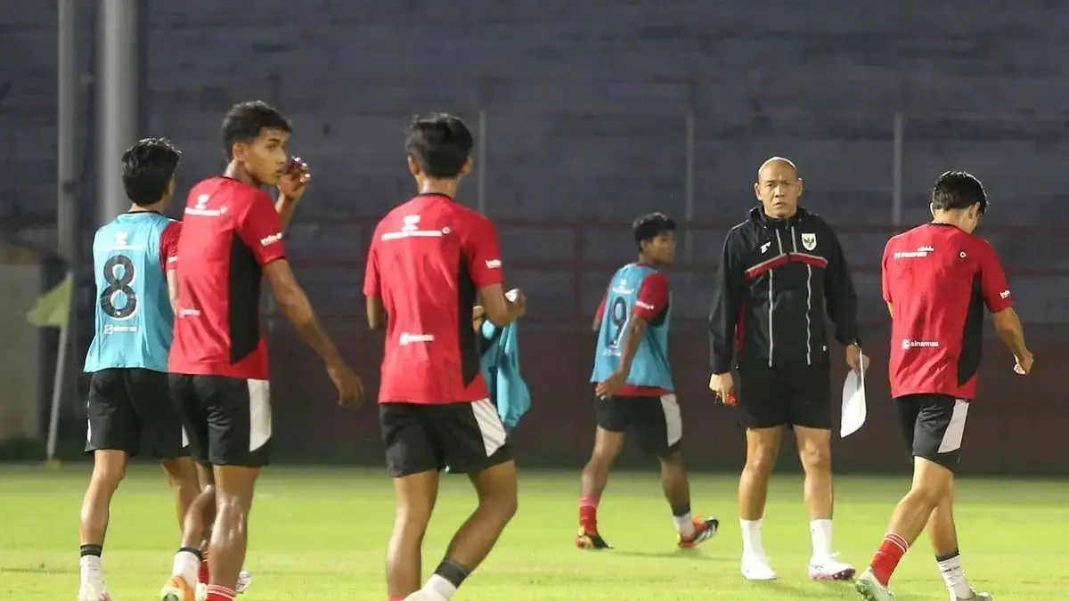 Latihan timnas U20, bersama pelatih Nova Arianto saat persiapan Kualifikasi Piala Asia U20/2027.(net)