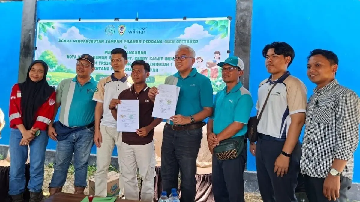 PT Kerry Sawit Indonesia (KSY), Wilmar Group menjalin kerjasama dengan Kelompok Swadaya Masyarakat (KSM) Pejuang Muda, pengelola Tempat Pengolahan Sampah Reduce, Reuse, Recycle (TPS3R) Desa Sembuluh I, Kabupaten Seruyan, Kalteng.