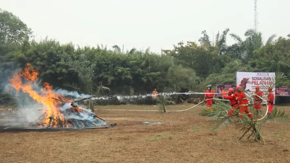 Sosialisasi dan pelatihan siaga karhutla Minamas Plantation