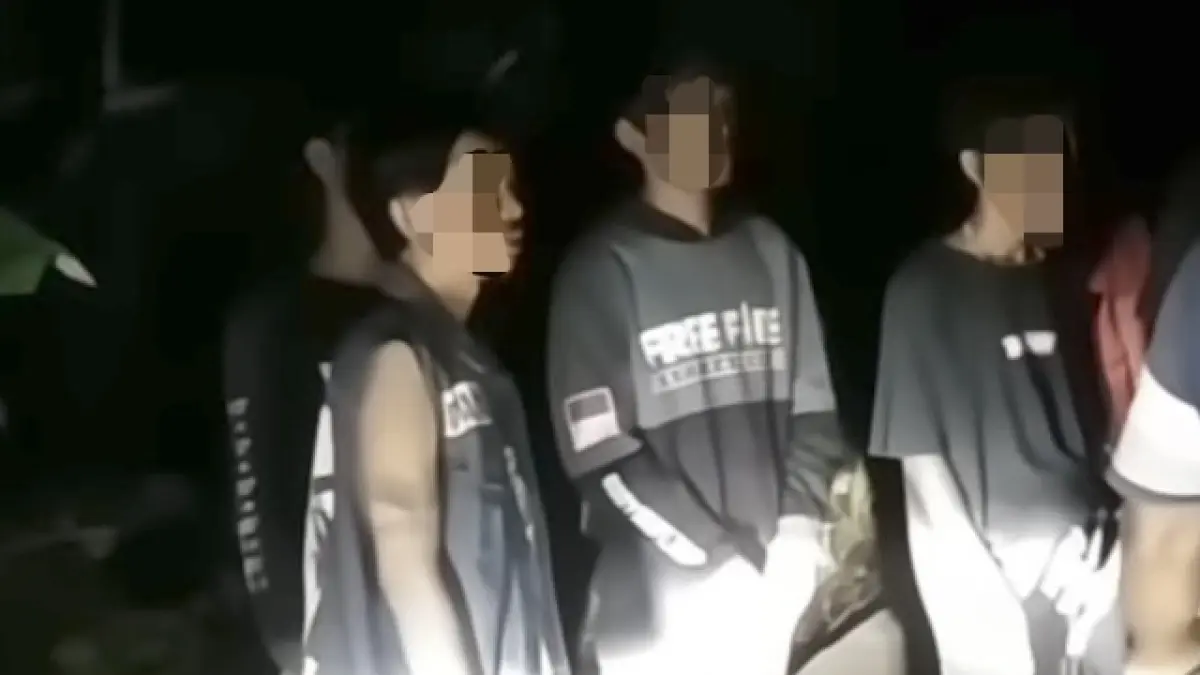 Potongan video yang menyebut enam pengamen diturunkan di Desa Tinduk setelah sempat diamankan oleh petugas Satpol PP. (Istimewa)