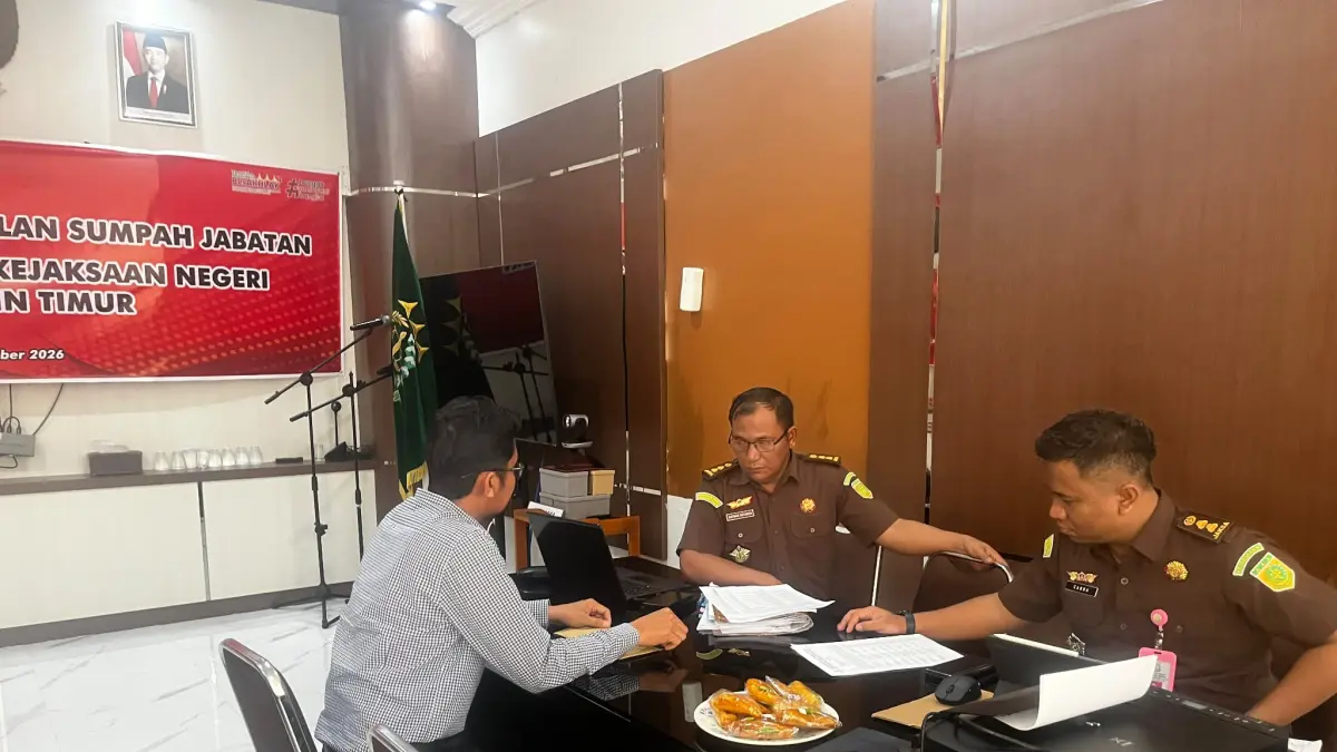 Suasana pemeriksaan para saksi kasus dugaan penyimpangan dana hibah senilai Rp 40 Miliar di KPU Kotim, yang digelar Senin (7/9) di Kantor Kejari Kotim, oleh para penyidik dari Kejati Kalteng.(istimewa/humas Kejati Kalteng)