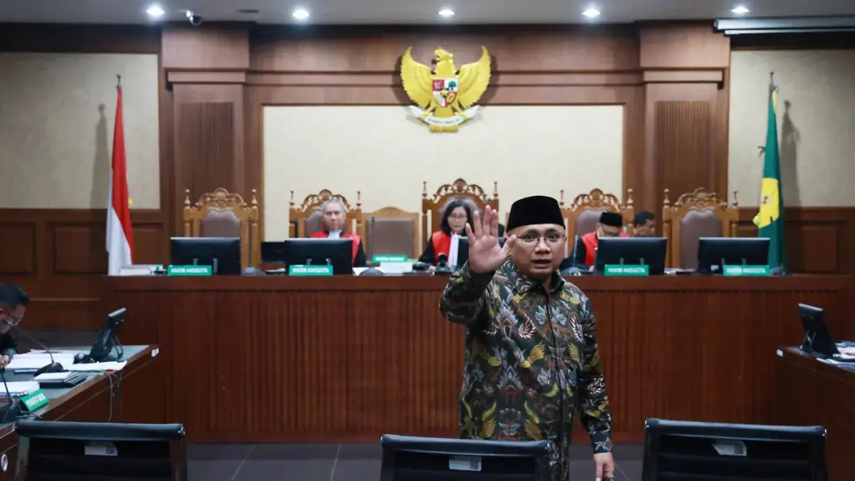 Terdakwa kasus dugaan korupsi kuota haji yang juga Eks Menteri Agama Yaqut Cholil Qoumas menjalani sidang pembacaan dakwaan di Pengadilan Tipikor, Jakarta, Selasa (11/8/2026). (Dery Ridwansah/JawaPos.com)