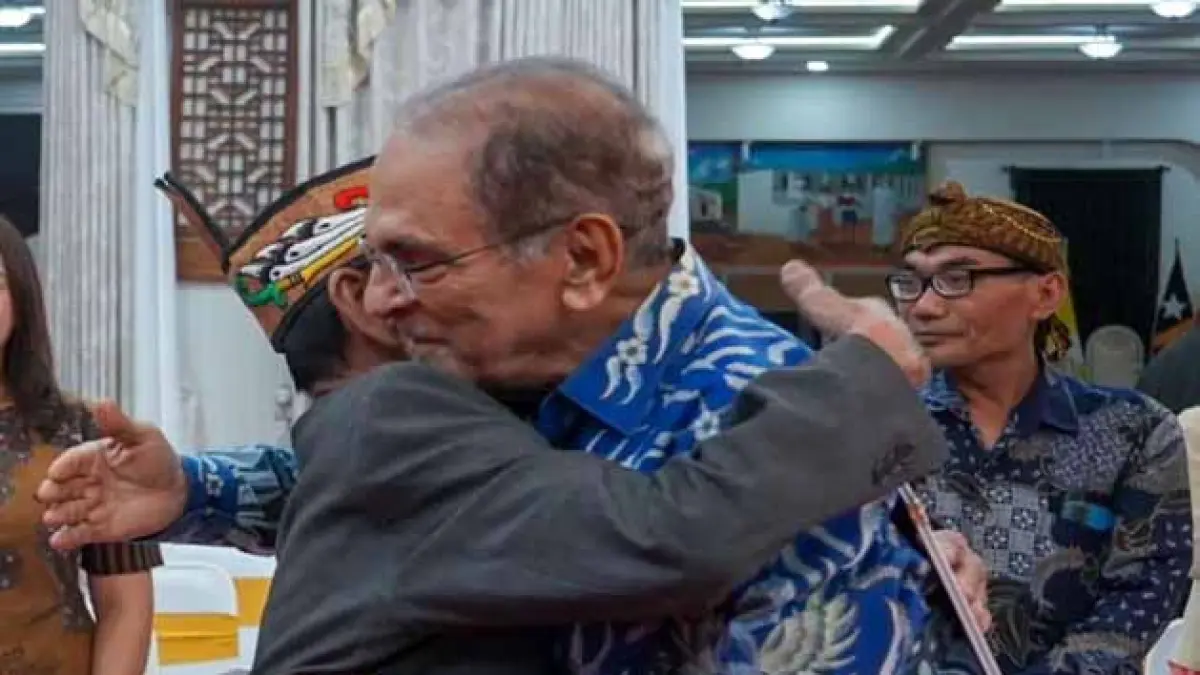 Dua sahabat lama berjumpa kembali setelah puluhan tahun tidak bertemu. Dan tgl 18 Mei 2026, mereka bertemu pada Acara Prezidente Horta Show.&nbsp; (Foto: Pebri Ayu Lestari)