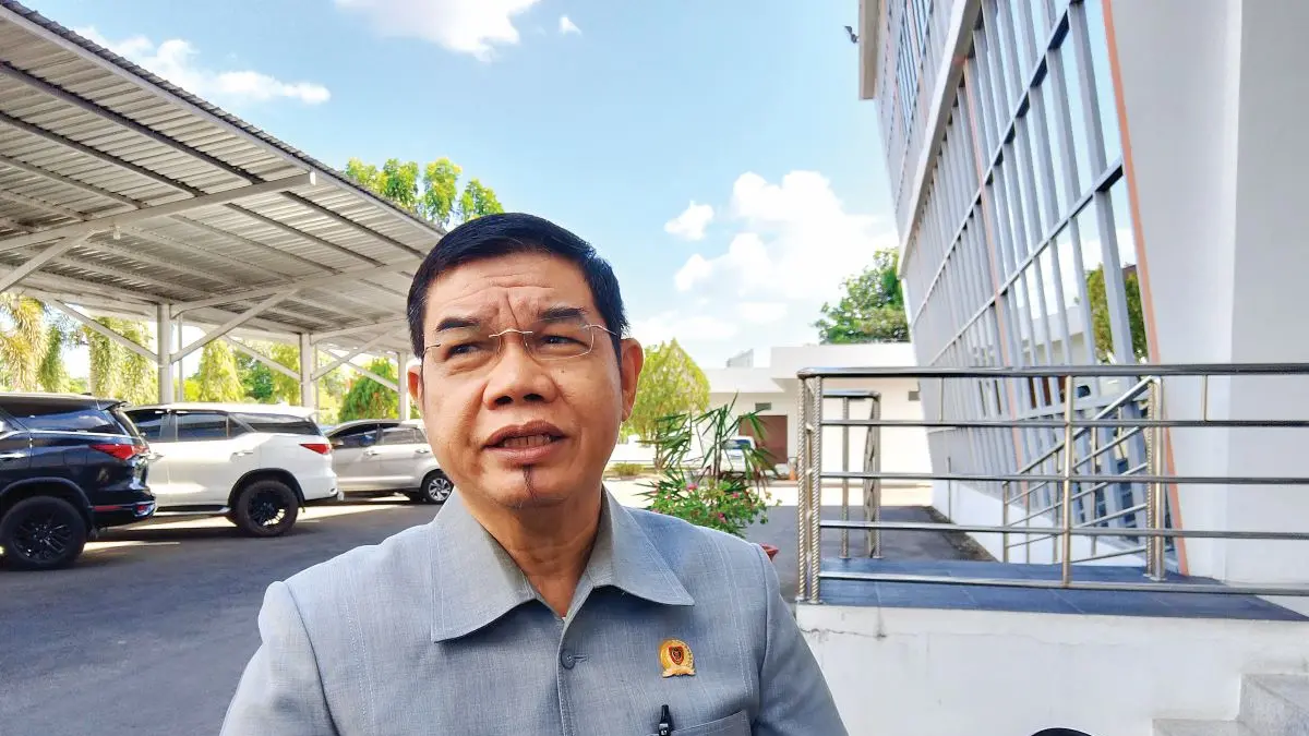 FOTO AMPERA AY MEBAS