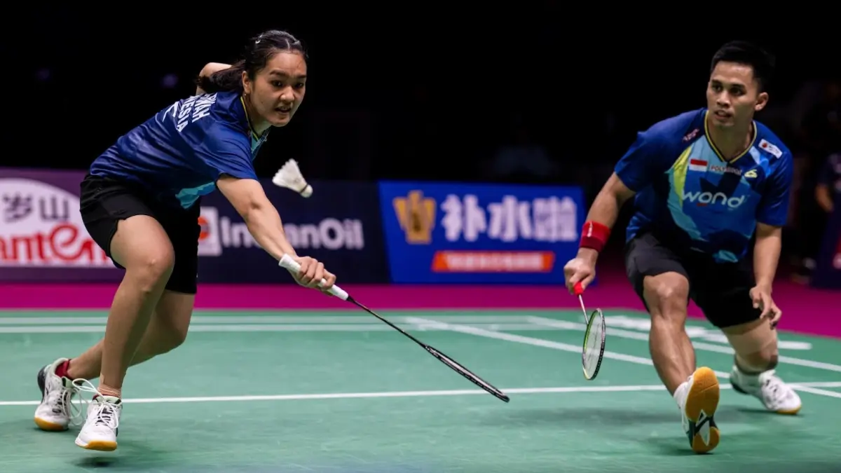 Nita Violina Marwah dan Amri Syahnawi dalam salah satu laga internasional. (net)