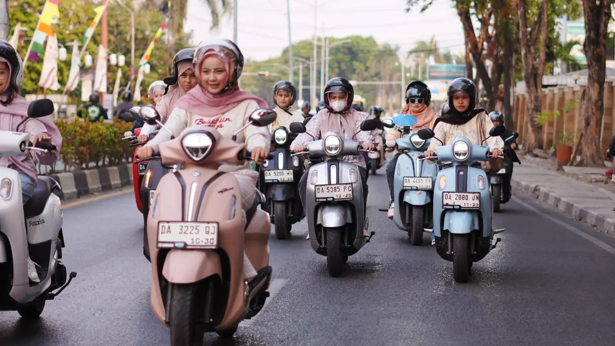 Kegiatan Rolling City, event Fazzio Hybrid Movement (FOMO) di Kota Banjarmasin, Sabtu (19/9). (istimewa/yamaha)