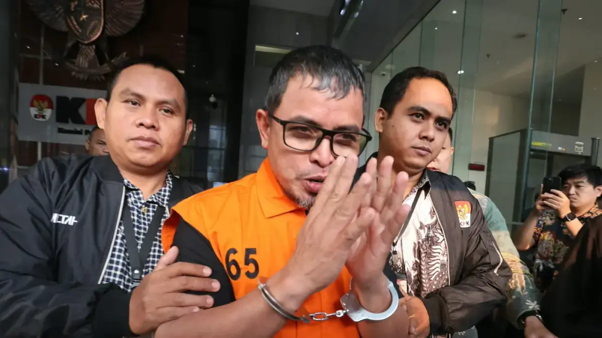 Bupati Bolaang Mongondow Utara, Sirajudin Lasena resmi di tahan usai terjaring OTT KPK, Jakarta, Selasa (22/9/2026). (Dery Ridwansah/JawaPos.com).