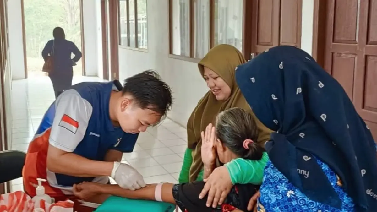 Dinas Kesehatan (Dinkes) Seruyan menggelar gerakan pencegahan stunting sekaligus Cek Kesehatan Gratis (CKG) di Aula Kecamatan Suling Tambun, Sabtu (26/9). (Rifani/Radar Sampit)