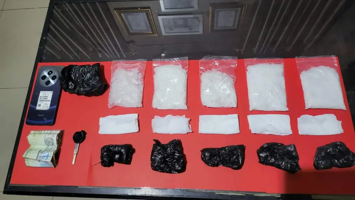 Barang bukti hasil penggeledahan dua pria yang terlibat peredaran sabu oleh Ditresnarkoba Polda Kalteng, belum lama tadi.(istimewa/Polda Kalteng)