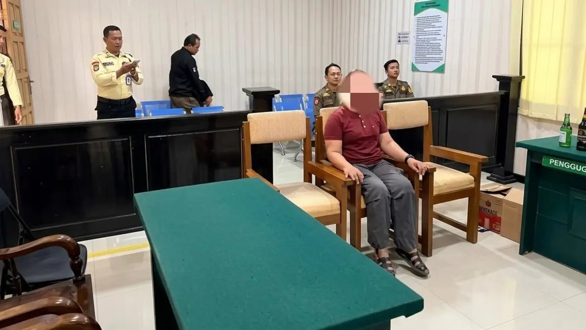 Sidang kasus peredaran minuman keras di Pengadilan Negeri Pangkalan Bun,&nbsp; Kamis 1 Oktober 2026. (Satpol PP Kobar)