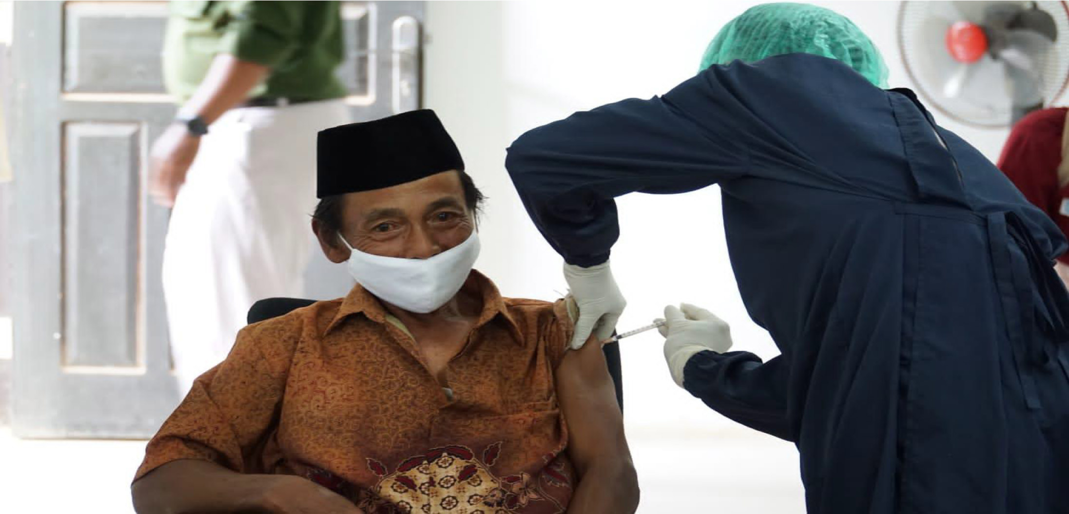 PT Uni Primacom juga mendukung program pemerintah dalam melaksanakan percepatan vaksinasi Covid 19 bekerja sama dengan Kadin Kotim.