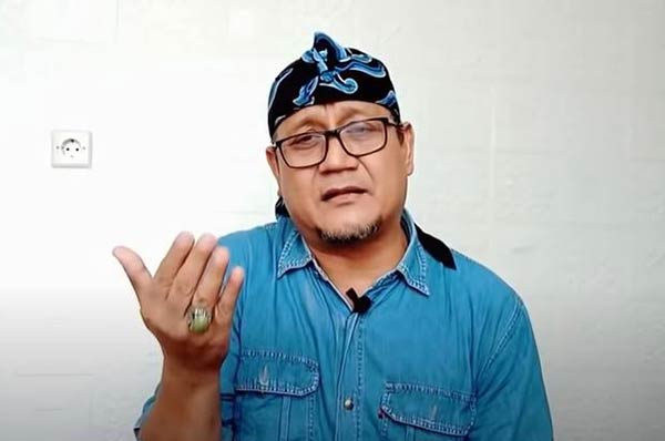 Edy Mulyadi.