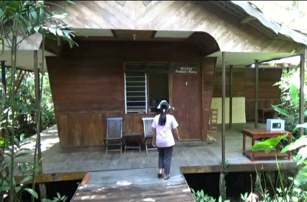 SEPI: Suasana Rimba Orangutan ECO Lodge di Sungai Sekonyer, Taman Nasional Tanjung Puting (TNTP) Kumai, Kabupaten Kobar sepi, Senin (14/2) (ISTIMEWA/RADAR PANGKALAN BUN)