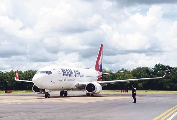 ANGKUT PEMUDIK: Pesawat NAM Air yang siap mengangkut pemudik di Bandara Iskandar Pangkalan Bun. (IST/RADAR SAMPIT)