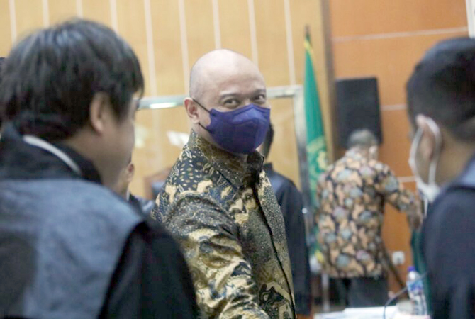 SIDANG: Mantan Kapolda Sumatera Barat Irjen Teddy Minahasa  menjalani sidang perdana kasus narkoba di PN Jakarta Barat, Kamis (2/2/2023). (FEDRIK TARIGAN/ JAWA POS)