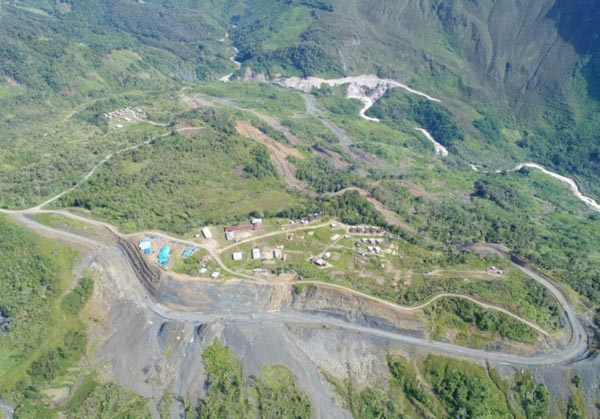 DILANJUTKAN: Pembangunan jalan perbatasan Papua dilanjutkan pemerintah. (KEMENTERIAN PUPR)