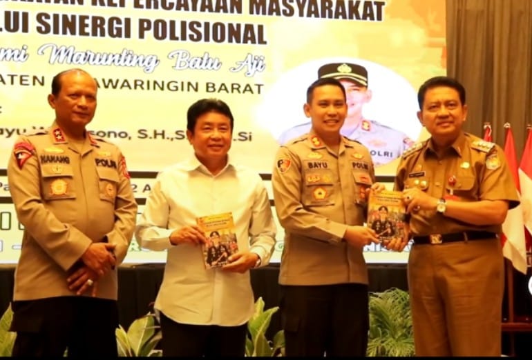 Peluncuran dan bedah buku berjudul “Peningkatan Kepercayaan Masyarakat Melalui Sinergi Polisional di Bumi Marunting Batu Aji” dilakukan di Ballroom Mercure Hotel, Selasa (22/8/2023)
