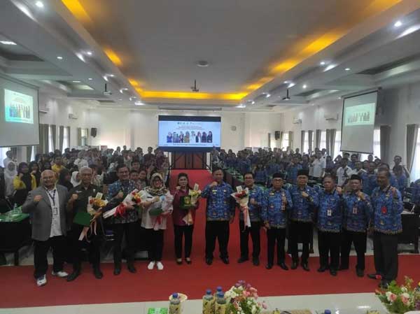 ANTUSIAS: Kegiatan pembukaan akselerasi kualitas informasi publik di Kasongan, Kamis (30/11). (ISTIMEWA/RADAR SAMPIT)