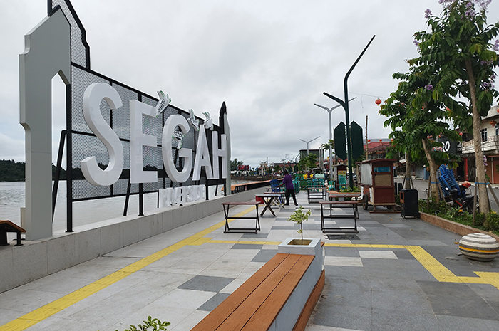 USULKAN SATU JALUR: Tepian Ahmad Yani jadi salah satu tempat wisata alternatif di wilayah perkotaan.