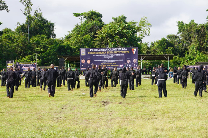 TES CAWAR 2024: Pendadaran calon warga PSHT Cabang Berau yang diikuti 290 siswa diselenggarakan di Lapangan Gunung Tabur.
